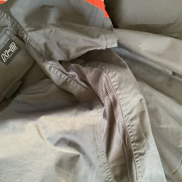 Harley Davidson Performance Button Down Shirt - Picture 7 of 9